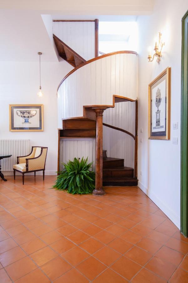 Palazzo Marigliano - Serviced Apartments เนเปิลส์ ภายนอก รูปภาพ