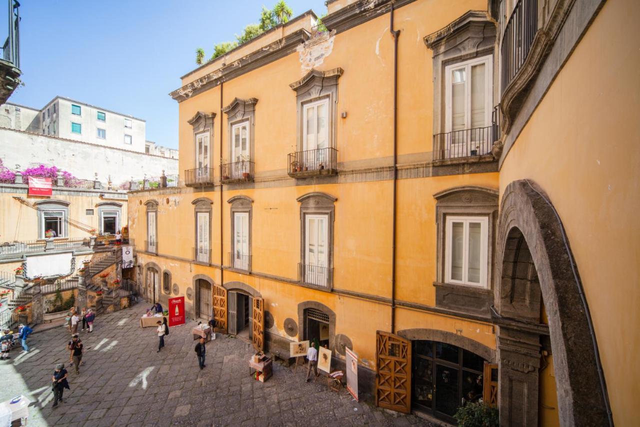 Palazzo Marigliano - Serviced Apartments เนเปิลส์ ภายนอก รูปภาพ
